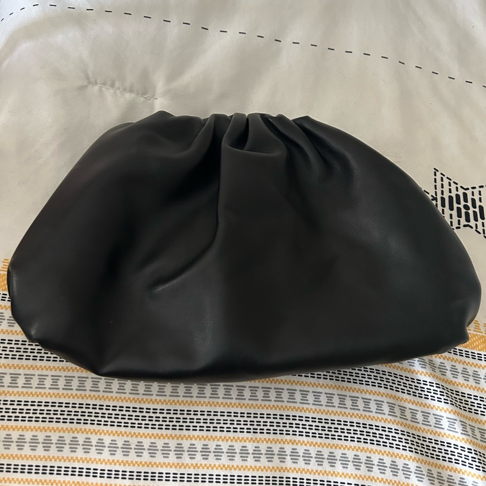 Women’s Black Ruched Clutch Purse